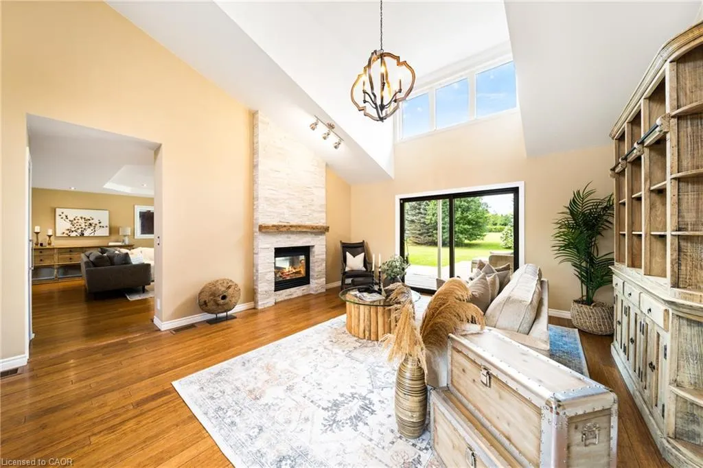 399 Old Brock Road