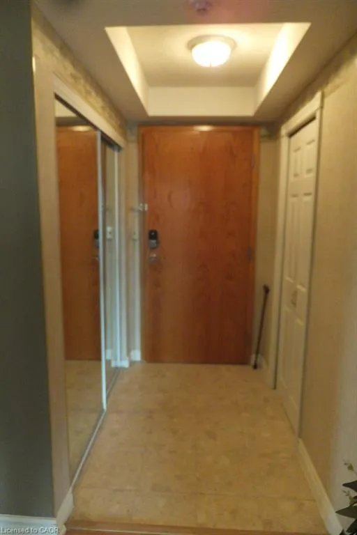 237 King Street W, #1004