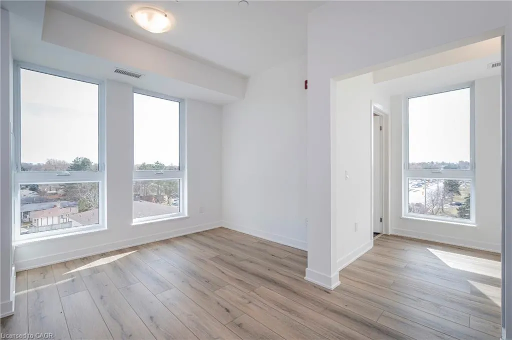 312 Erb Street W, #616