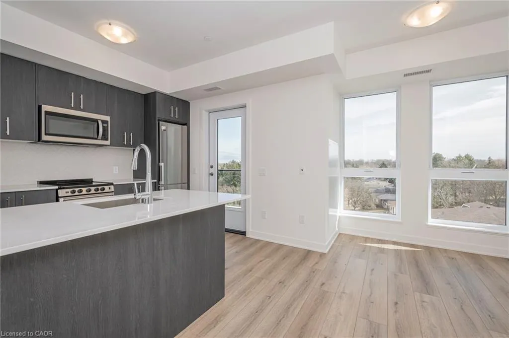 312 Erb Street W, #616