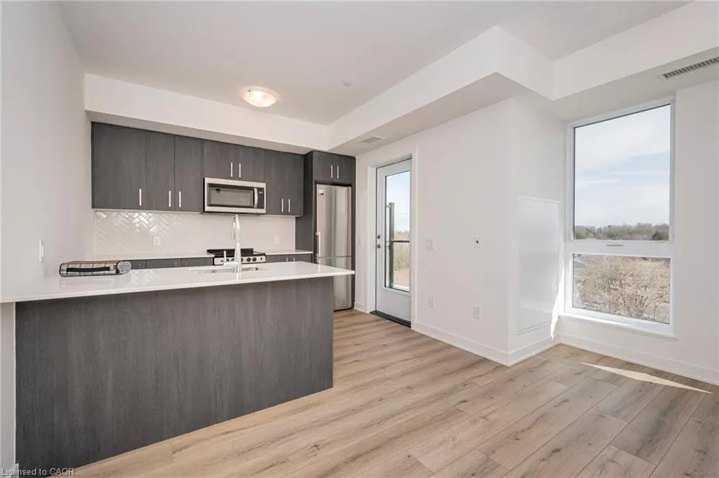 312 Erb Street W, #616