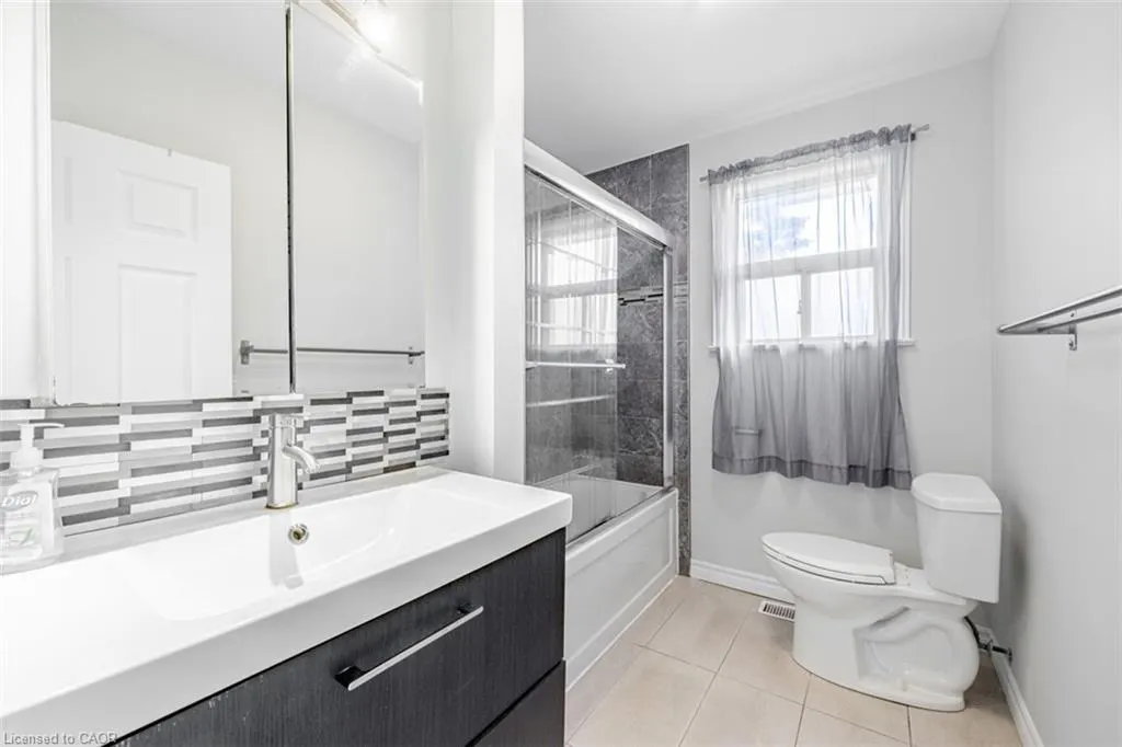 1362 Cawthra Road, #UPPER