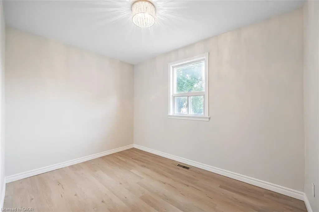 1362 Cawthra Road, #UPPER