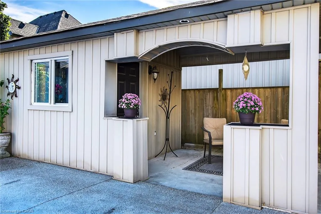 18 Konstantine Court