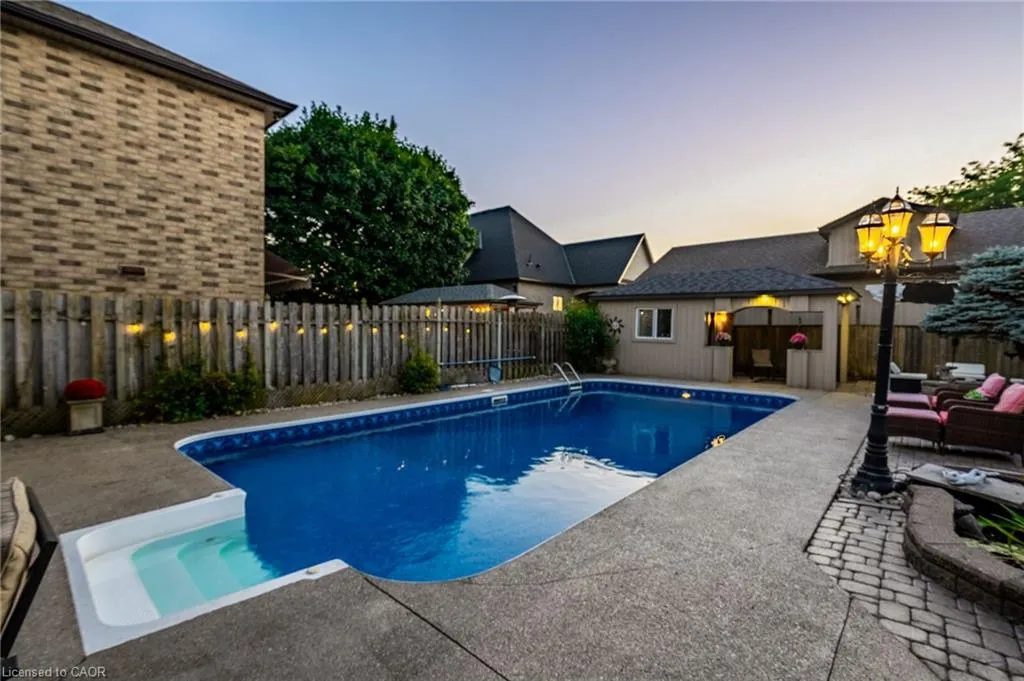 18 Konstantine Court