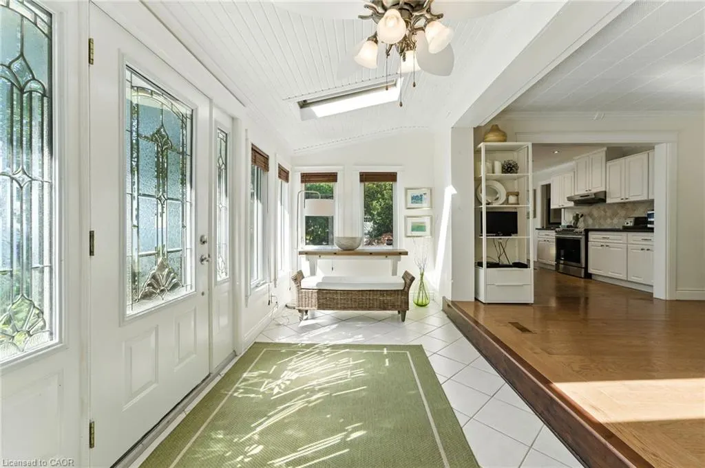 58 Lakeview Avenue