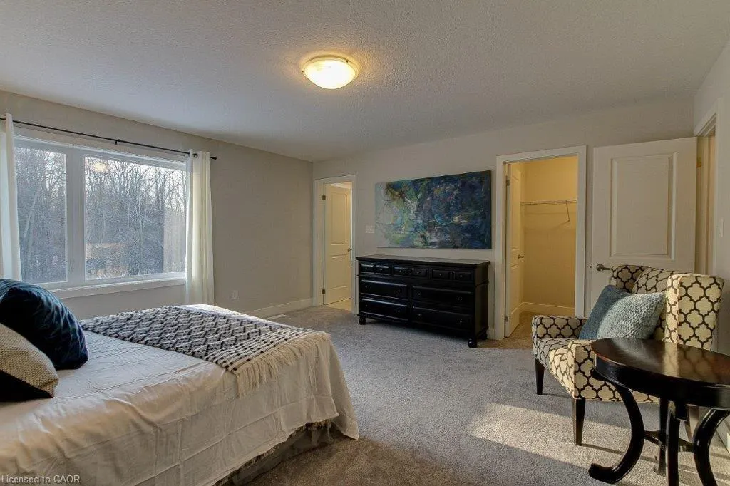 2258 Southport Crescent