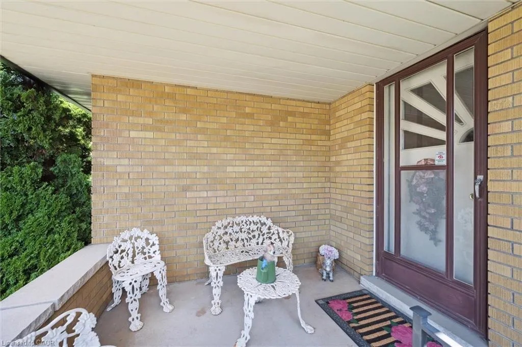 61 Traynor Avenue