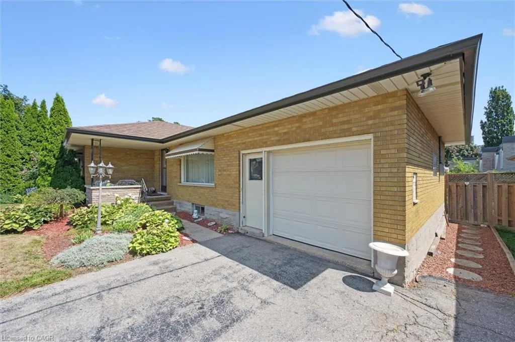 61 Traynor Avenue