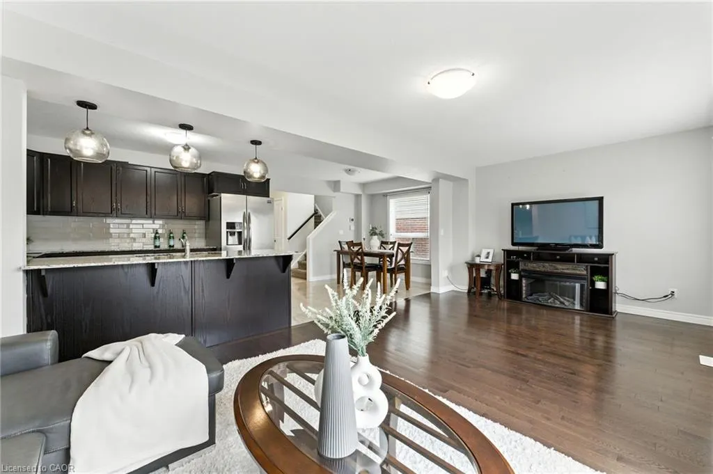 28 Freer Drive