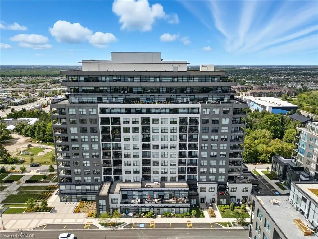 1880 Gordon Street, #207
