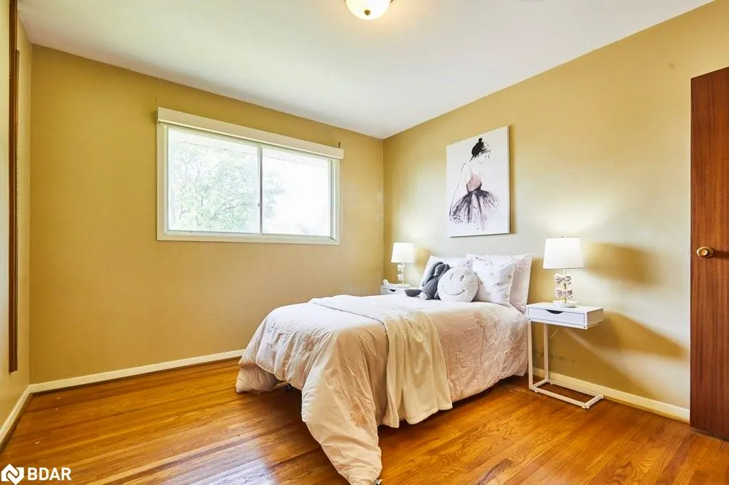 1 Goodland Gate