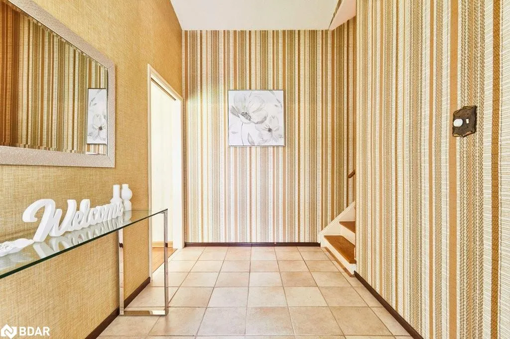 1 Goodland Gate