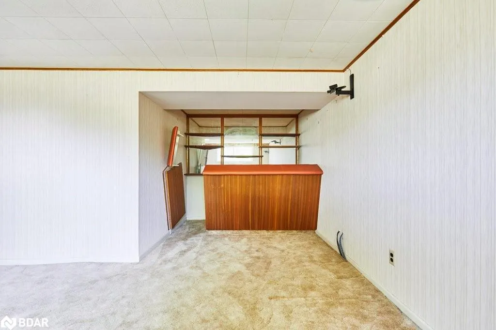 1 Goodland Gate