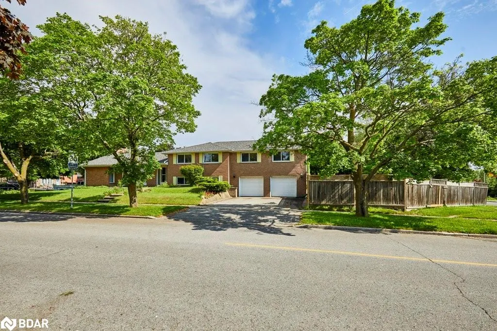1 Goodland Gate