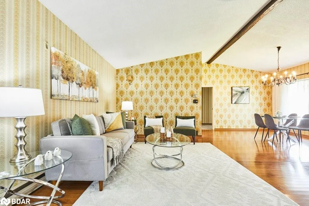 1 Goodland Gate