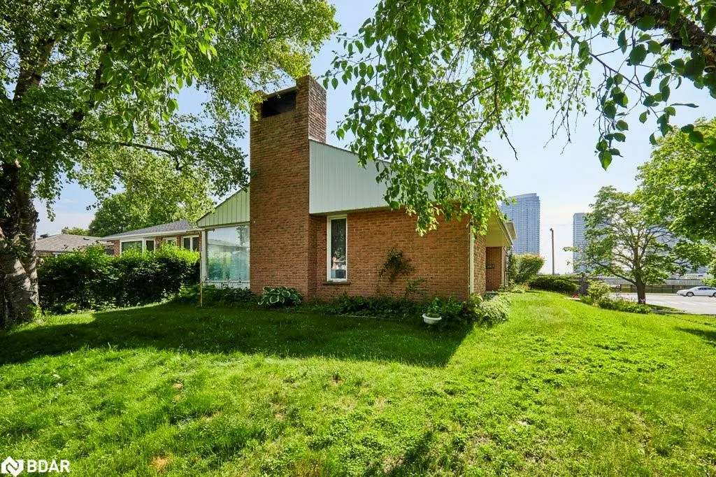 1 Goodland Gate