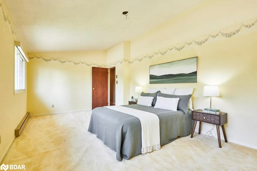 1 Goodland Gate