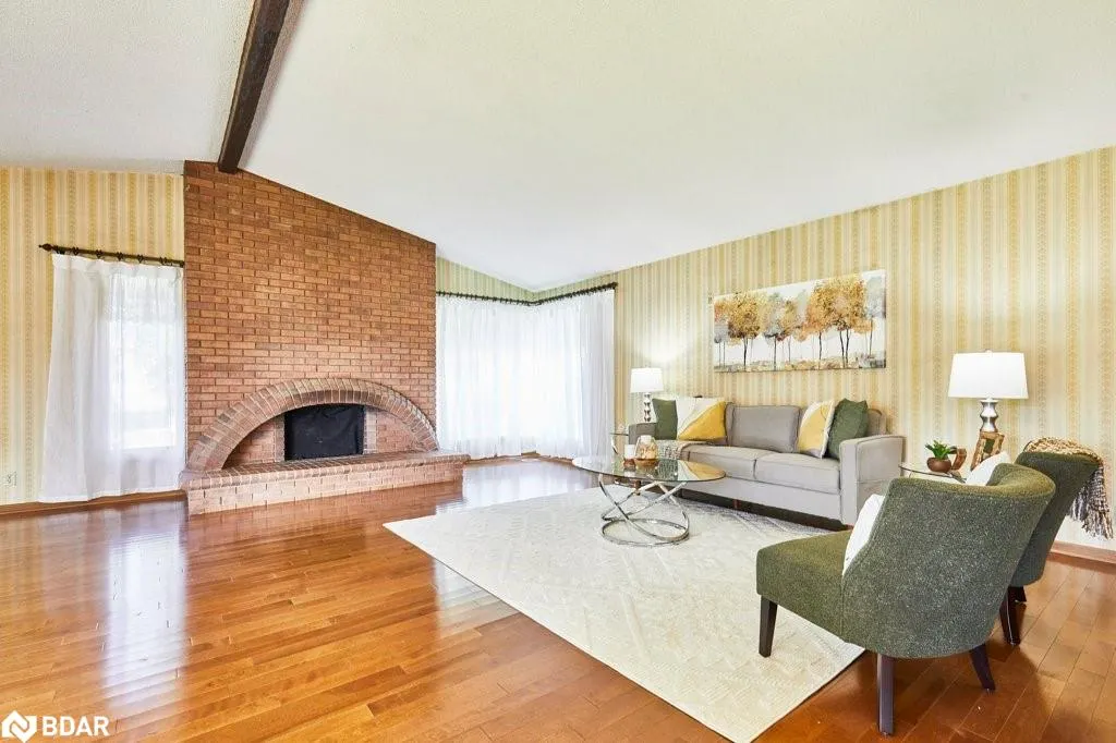 1 Goodland Gate