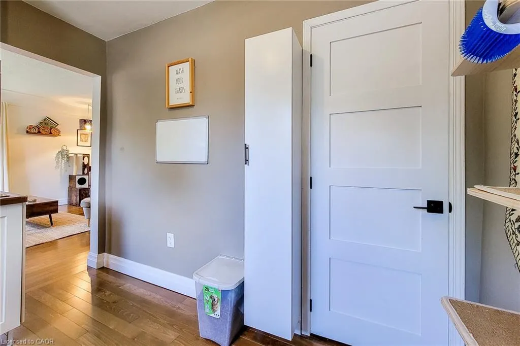 345 Hawkridge Avenue, #Main floor