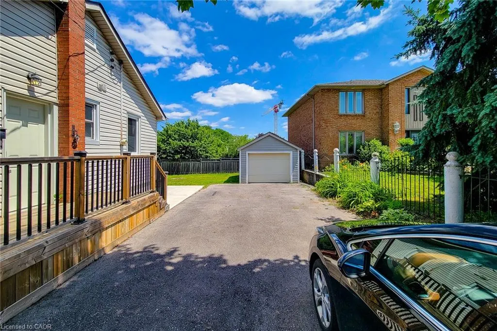 345 Hawkridge Avenue, #Main floor