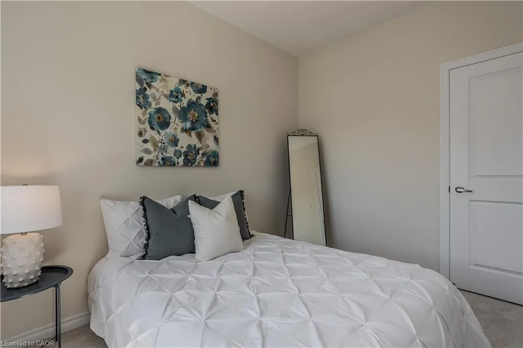 1407 Oakmont Common