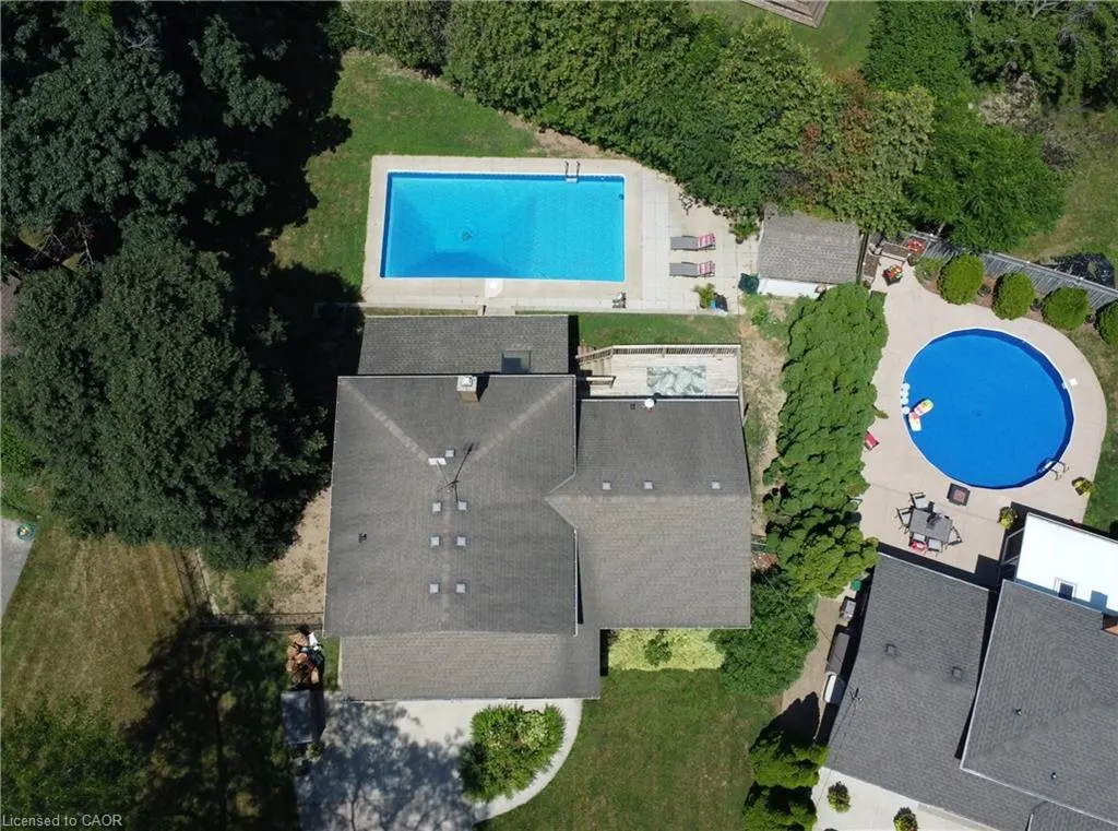 3 Colonial Court