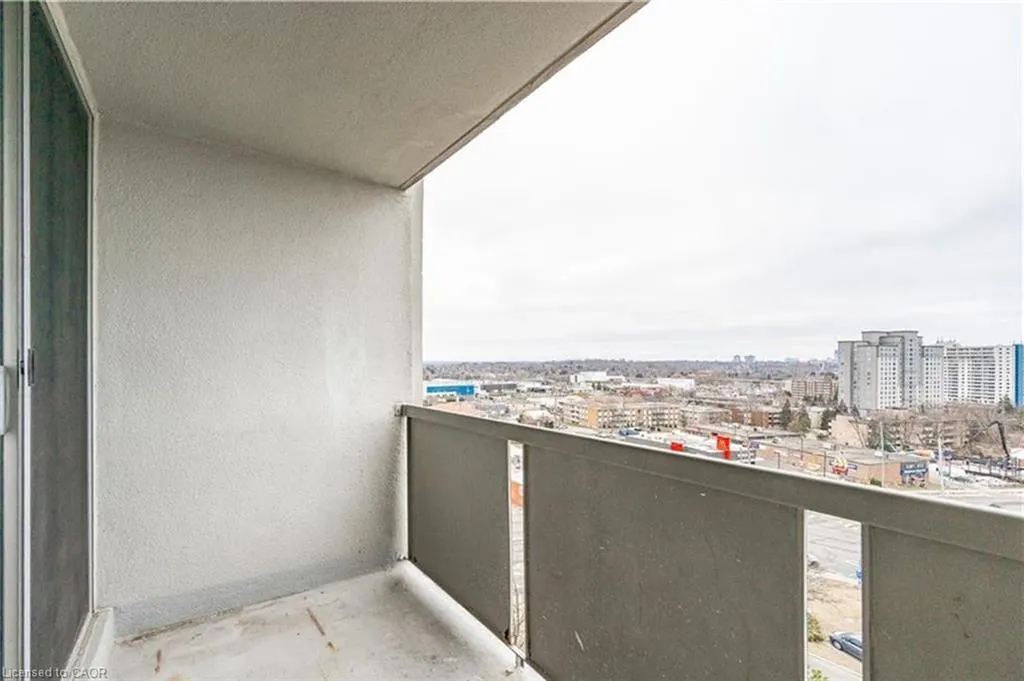 375 King Street N, #903