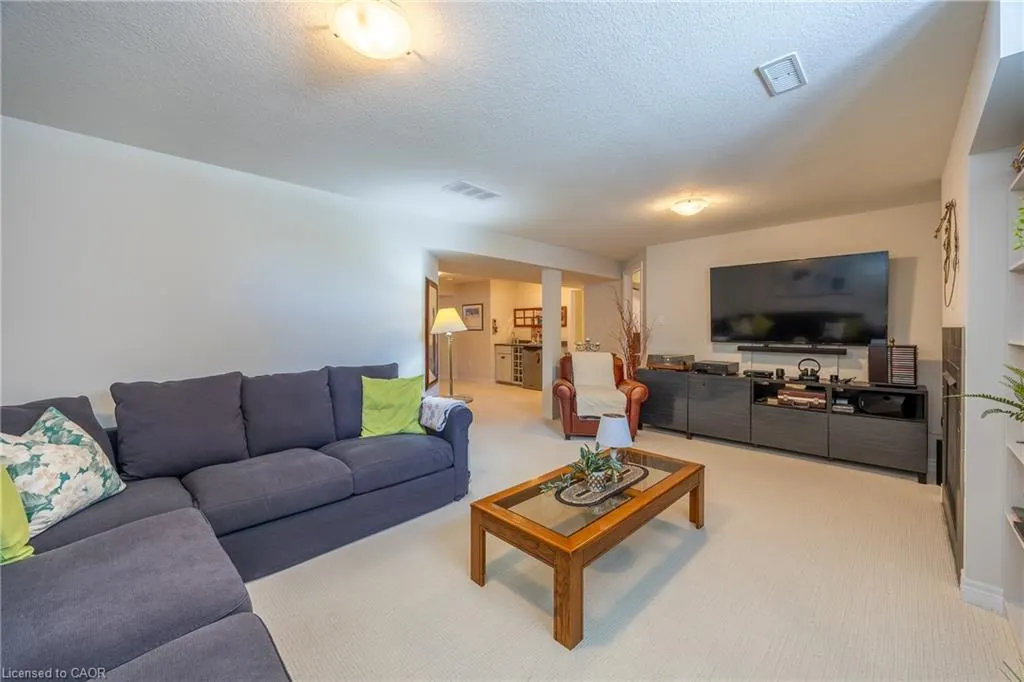 103 Schooner Drive