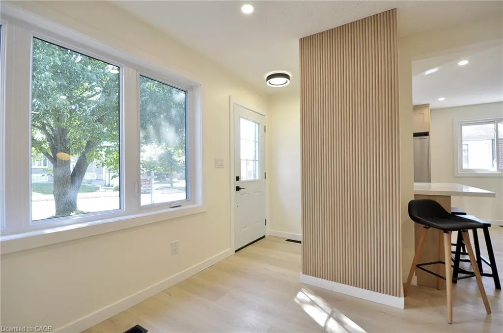 30 Grenadier Road