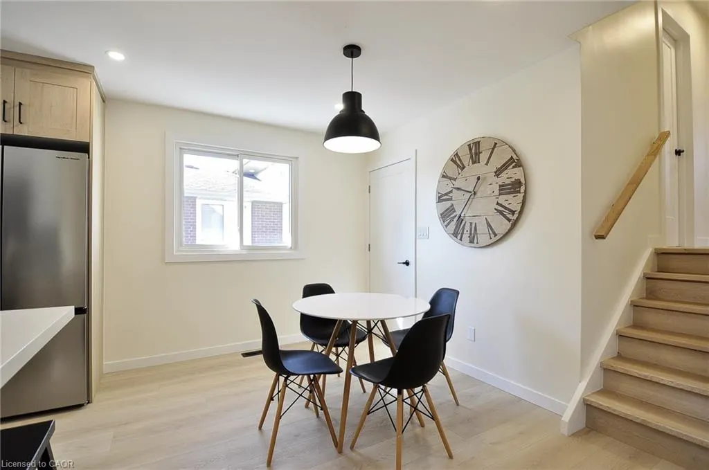 30 Grenadier Road