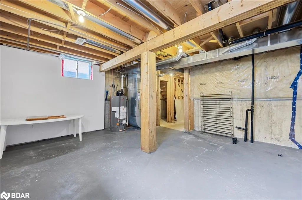 488 Yonge Street Street, #12