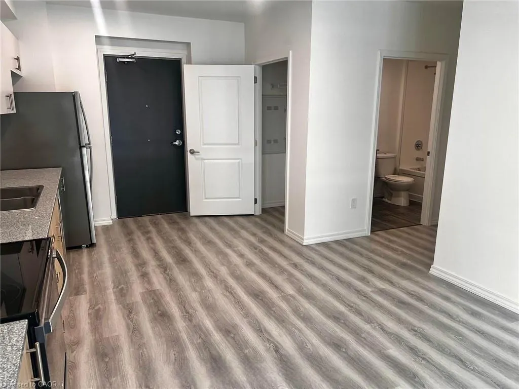 181 Elmira Road S, #604