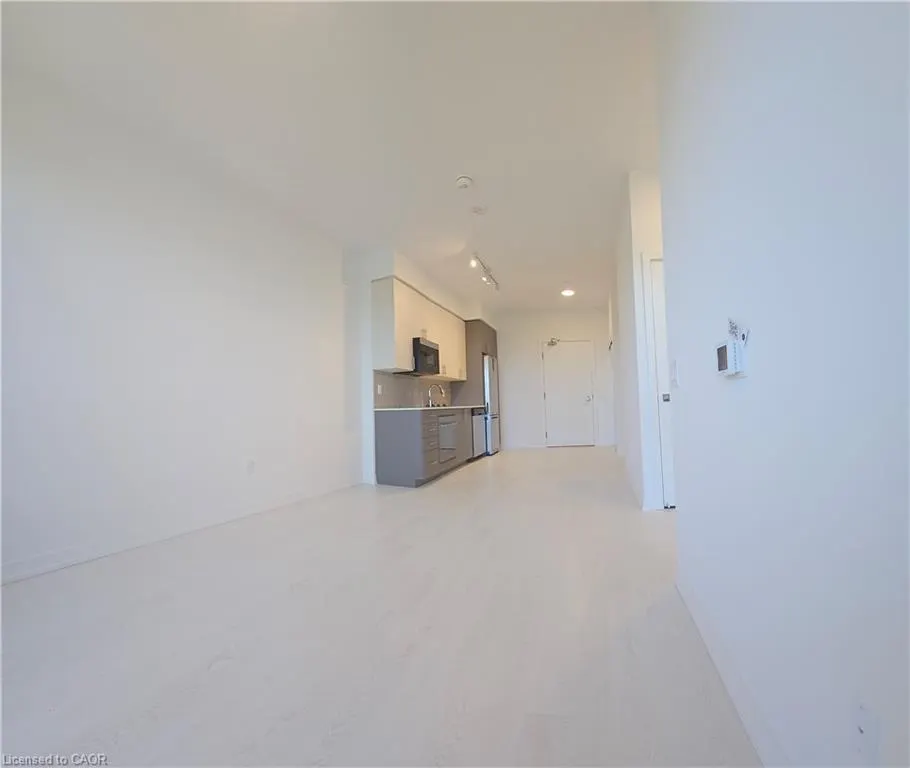 415 Main Street W, #710