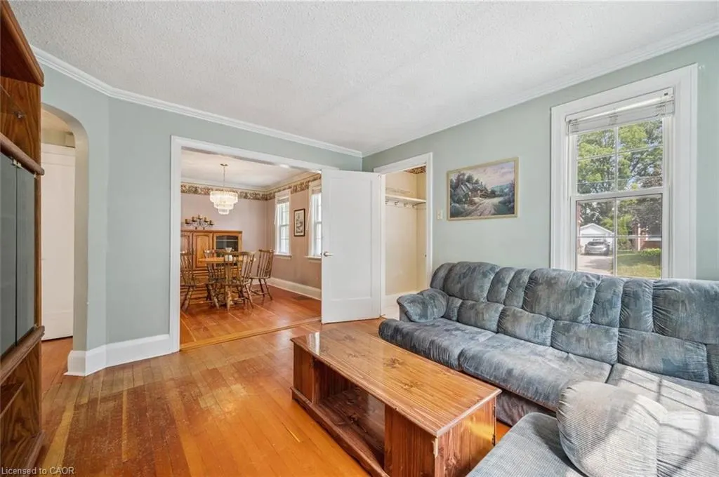 41 Brunswick Avenue