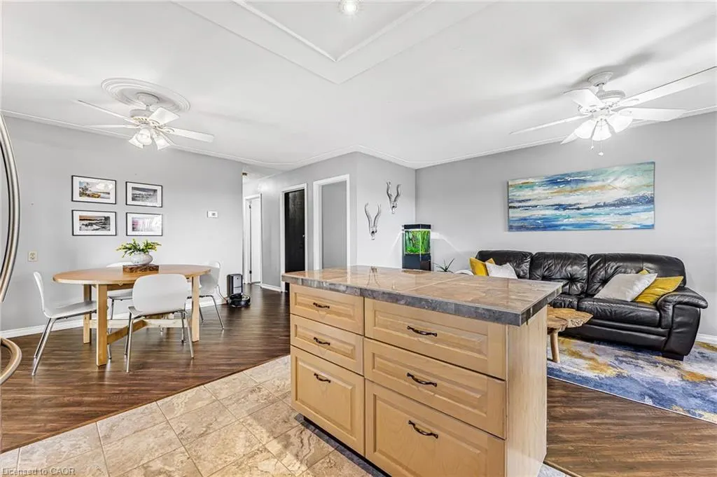 21 South Grimsby Road 5