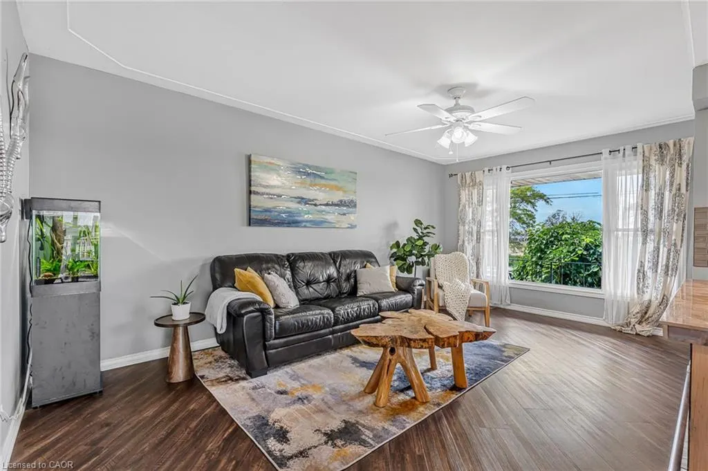 21 South Grimsby Road 5