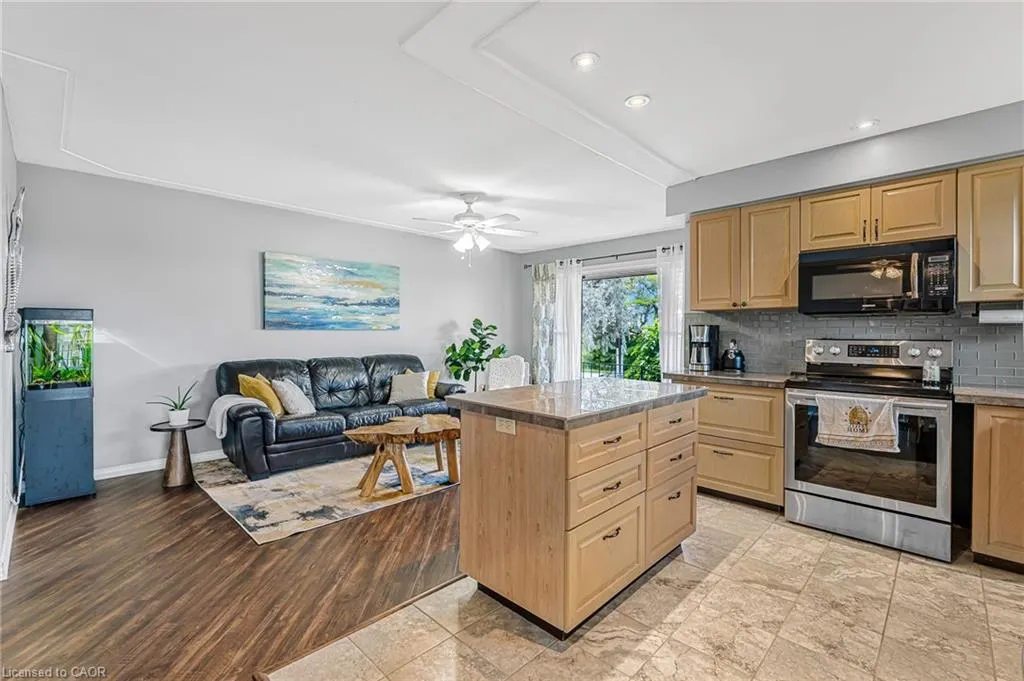 21 South Grimsby Road 5