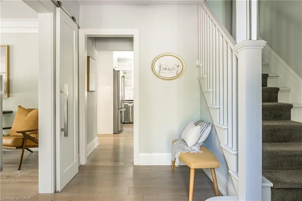 3 Oakwood Place