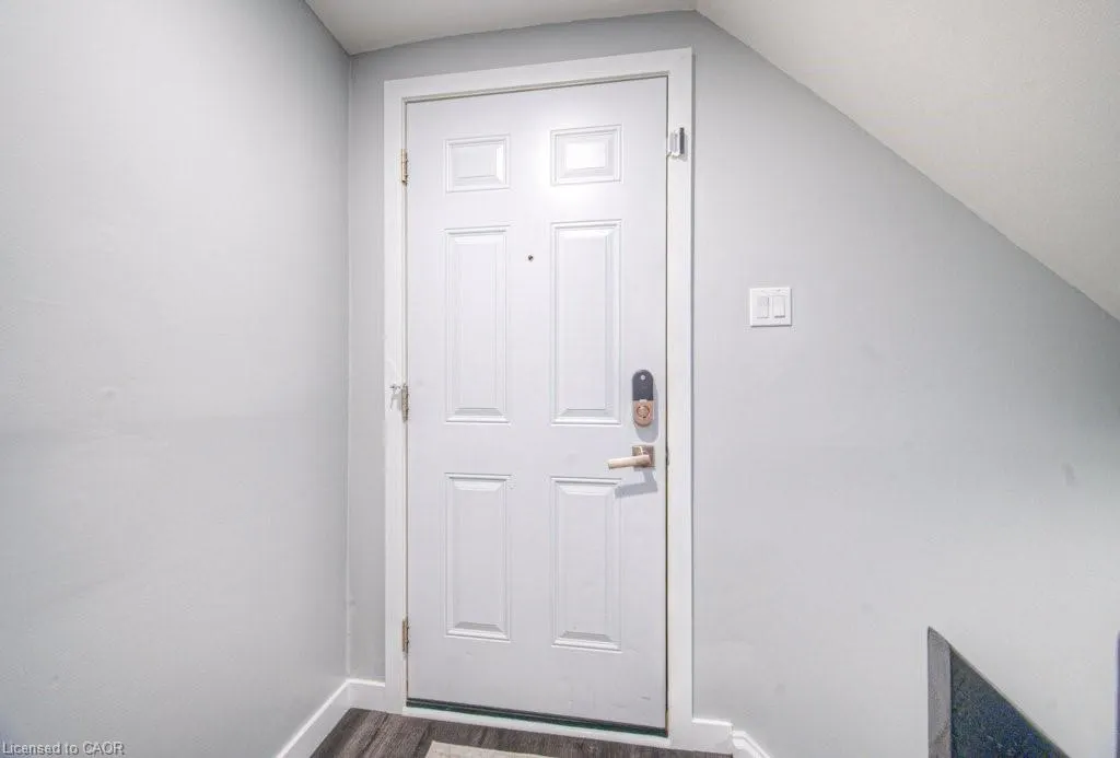 65 Glamis Road, #83