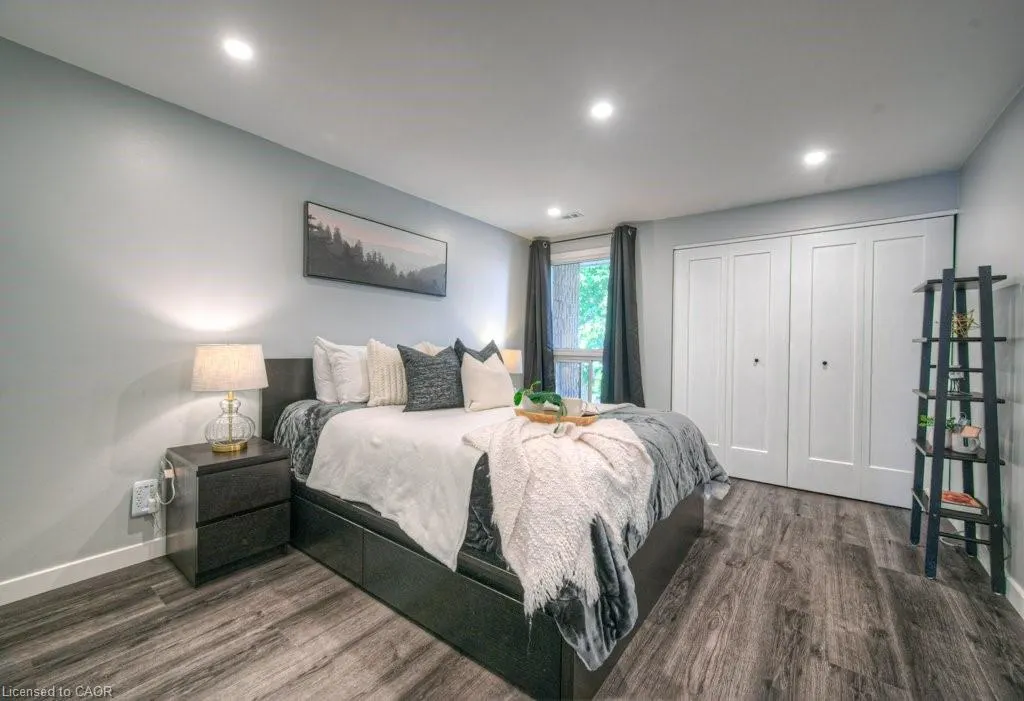 65 Glamis Road, #83