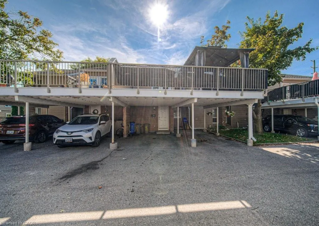 65 Glamis Road, #83