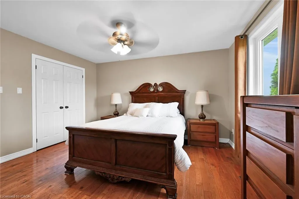 390 Mountain Road