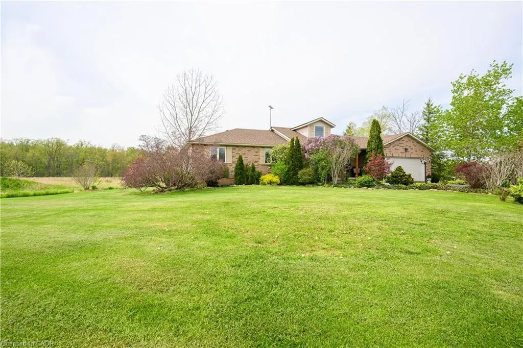390 Mountain Road