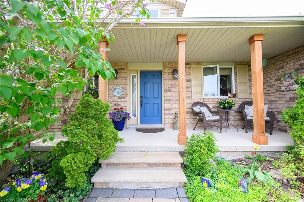 390 Mountain Road