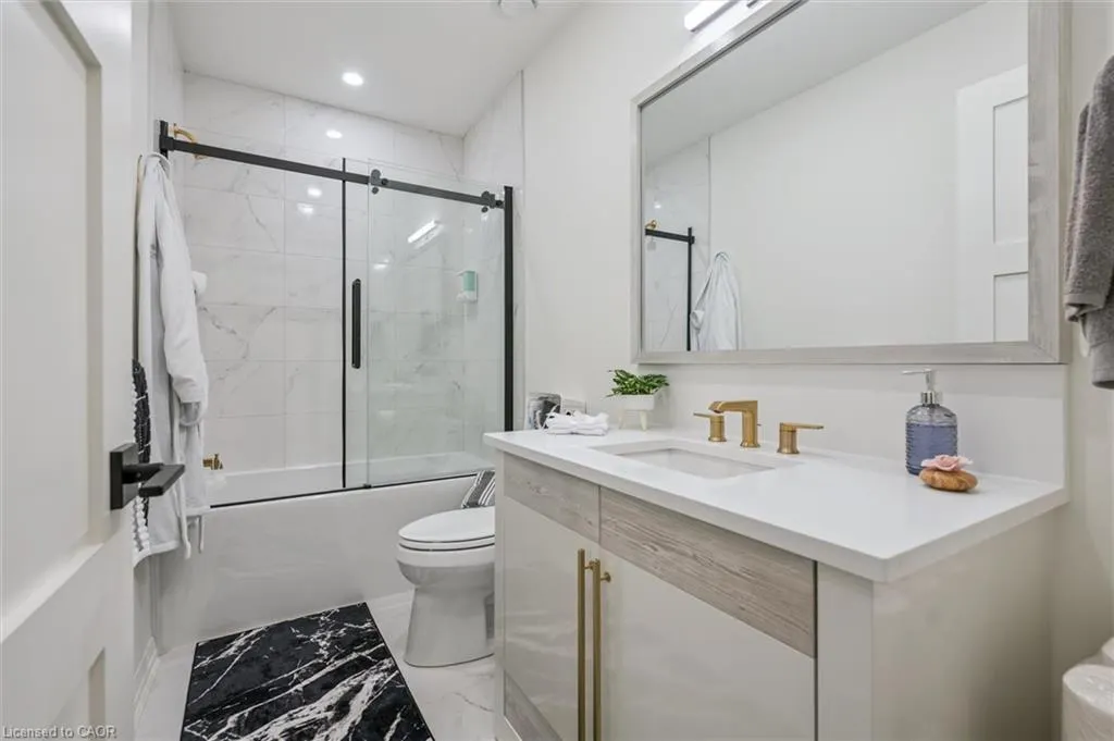 6523 Wellington Road 7 Road, #29
