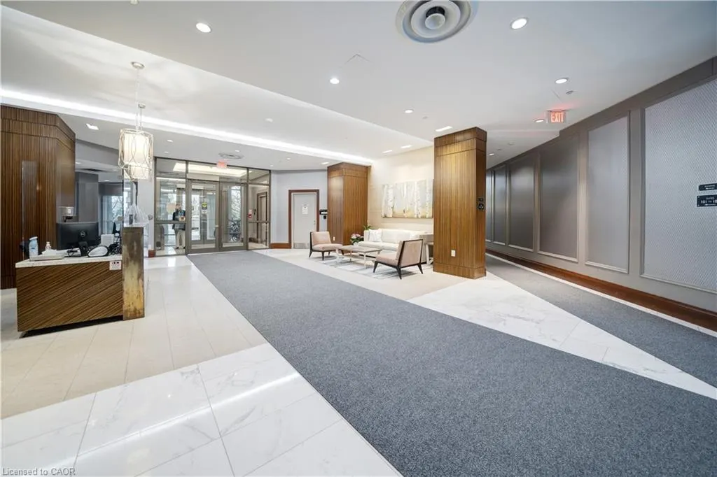 111 Civic Square Gate, #619