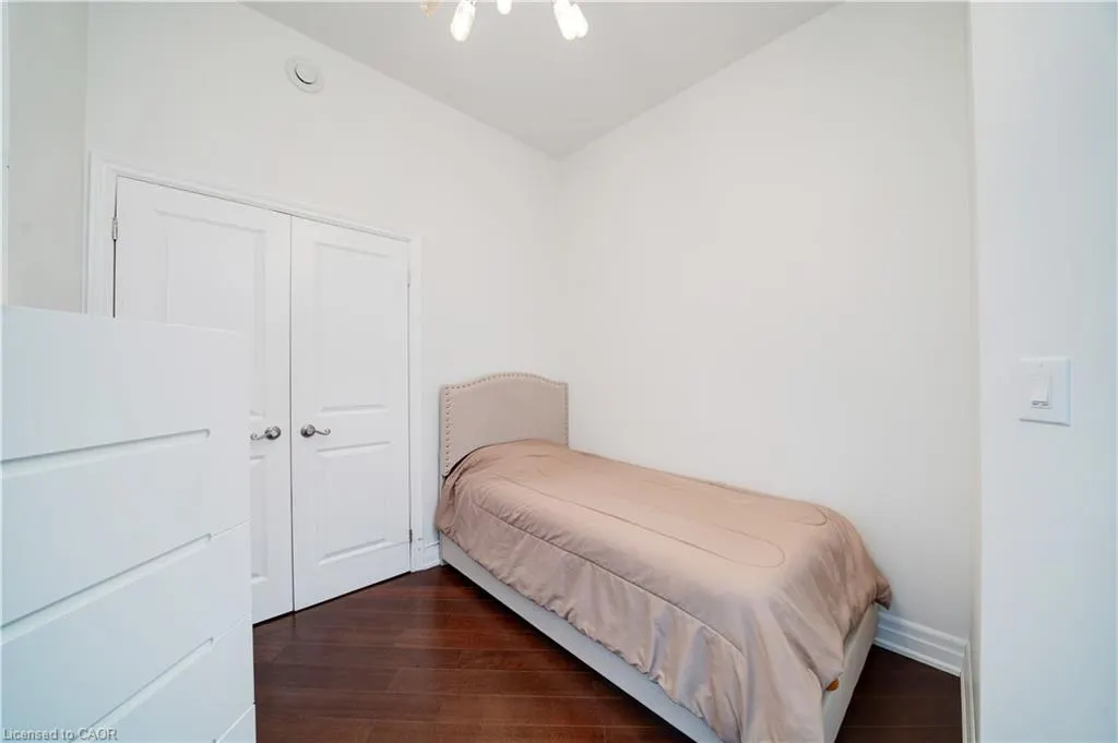111 Civic Square Gate, #619