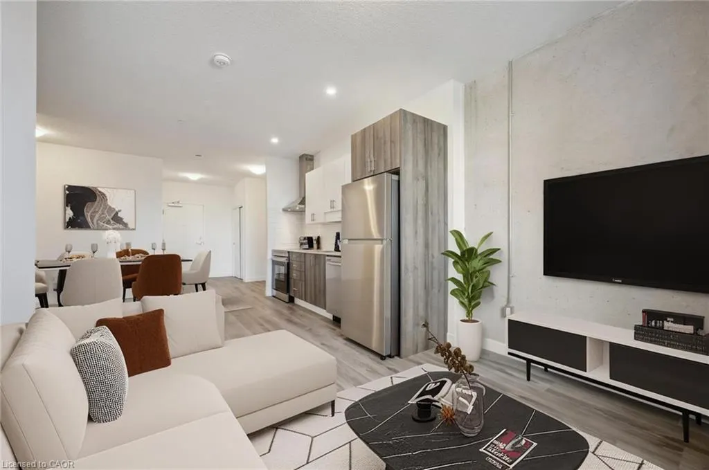 1438 Highland Road W, #1106