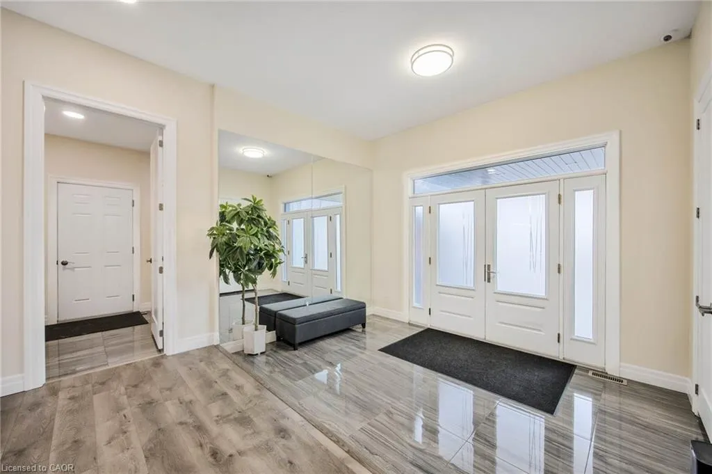 6 Dorothys Drive